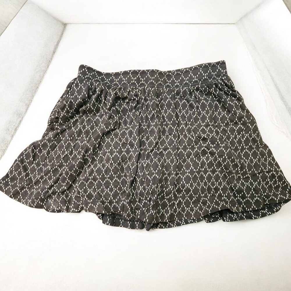 2/$25- Girl 8 -Black Patterned Flared Skirt
